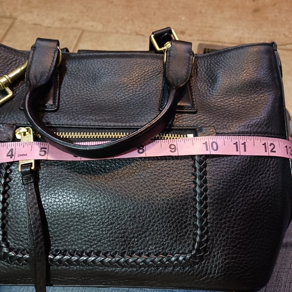 NWT Cole Haan Black Leather Handbag With Long Strap - Picture 6 of 7